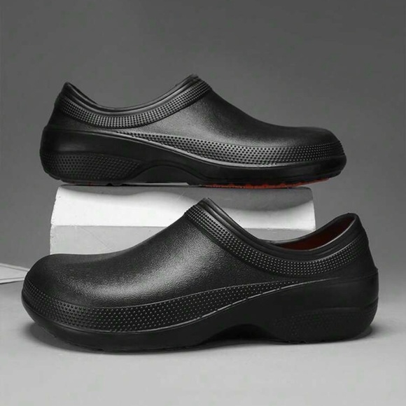 Men’s Chef Work Shoes | Non-Slip Waterproof Clogs Black - Picture 4 of 7